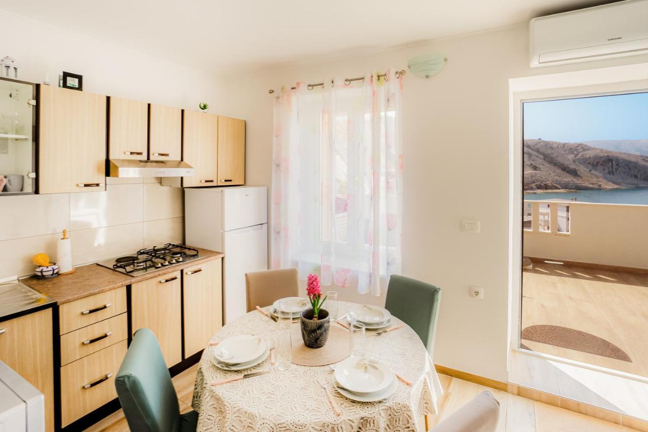 Modern Oceanview Apartment Metajna Exterior photo